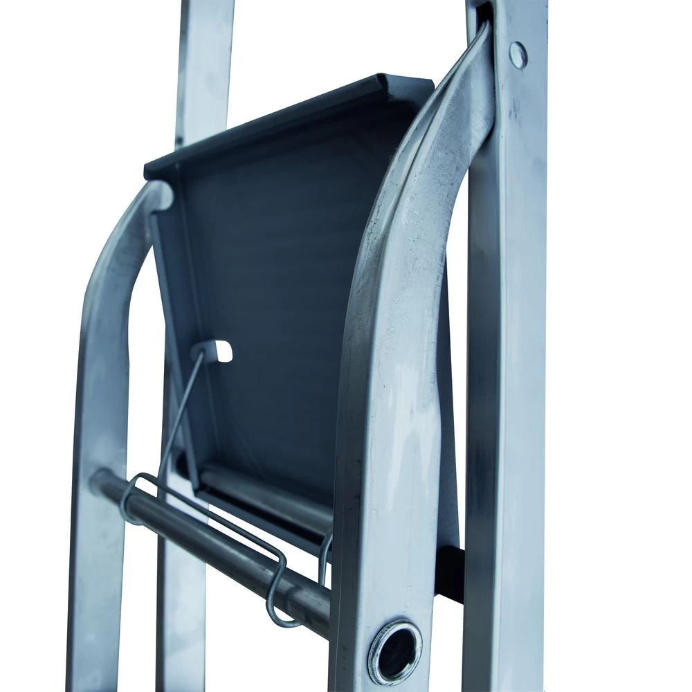 Стремянка алюминиевая с широкой ступенью и органайзером Новая Высота 5 ступеней (арт. 2118105) от магазина ЛесКонПром.ру