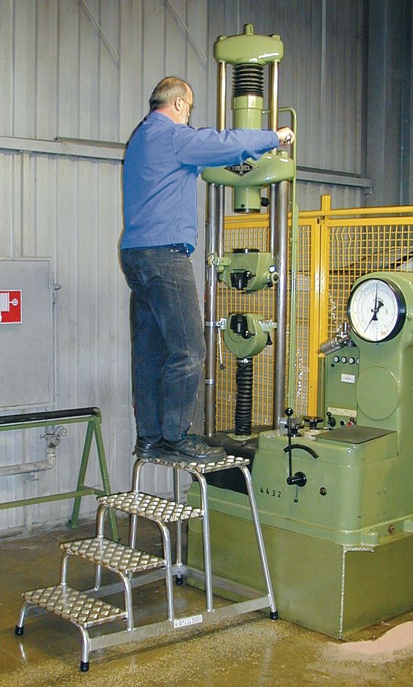 Монтажная подставка STABILO 4 ступень KRAUSE арт. 805041 от магазина ЛесКонПром.ру