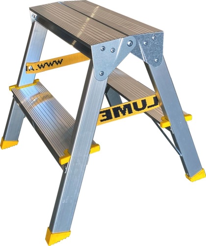 Стремянка  алюминиевая двухсторонняя анодированная Алюмет 2 ступени арт. APD 9202 от магазина ЛесКонПром.ру