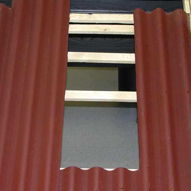 Труба вентиляционная черная Ондулин от магазина ЛесКонПром.ру