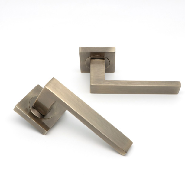 Ручки дверные NEODECO Lake EF бронза от магазина ЛесКонПром.ру