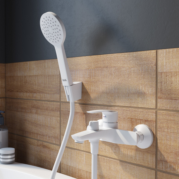 Смеситель для ванны IDDIS Ray белый от магазина ЛесКонПром.ру