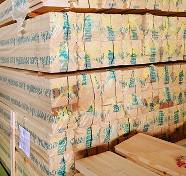 Строганная доска хвоя 45х140х6000 мм от магазина ЛесКонПром.ру