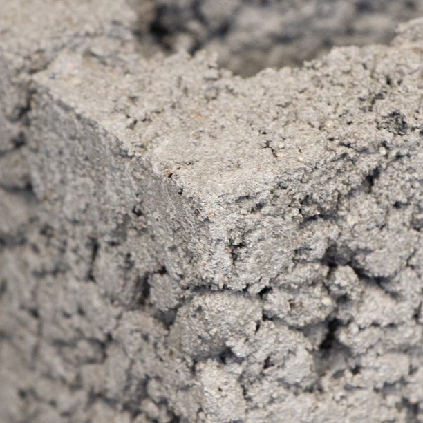 Блок керамзитобетонный 320x185x395 мм от магазина ЛесКонПром.ру