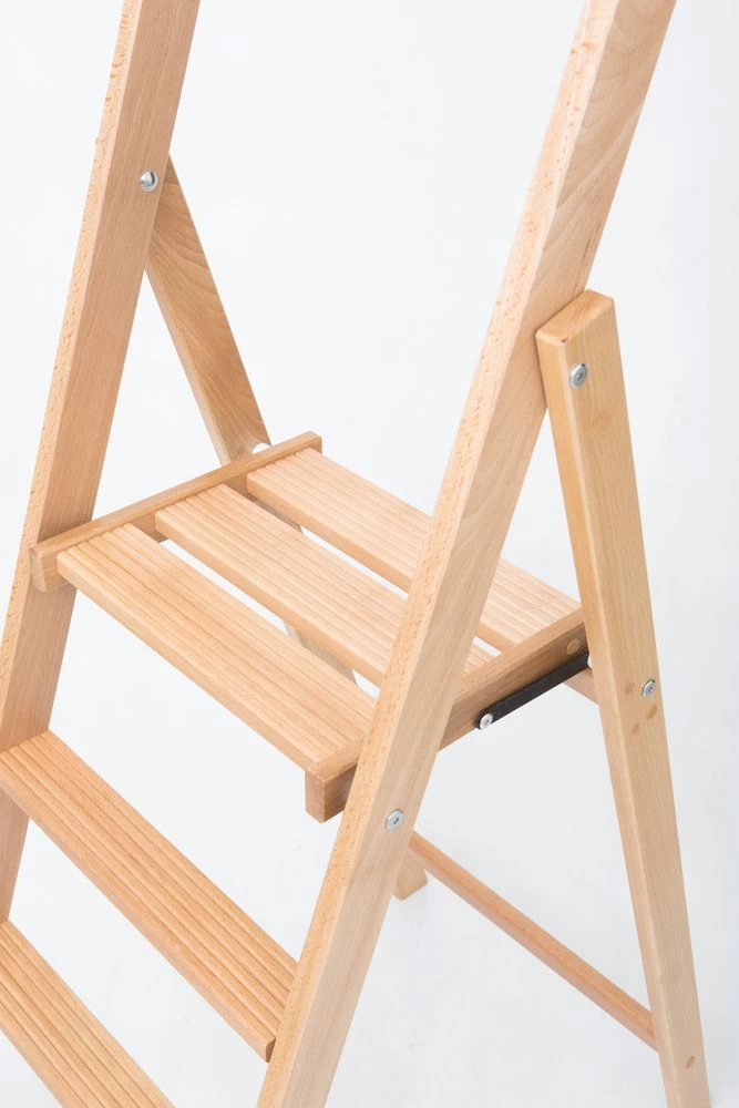 Стремянка деревянная Hoz-Block Батя 2 ступени Светлая (арт. СДБ-2С) от магазина ЛесКонПром.ру