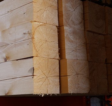 Строганный брус хвоя 190х190х6000 мм от магазина ЛесКонПром.ру