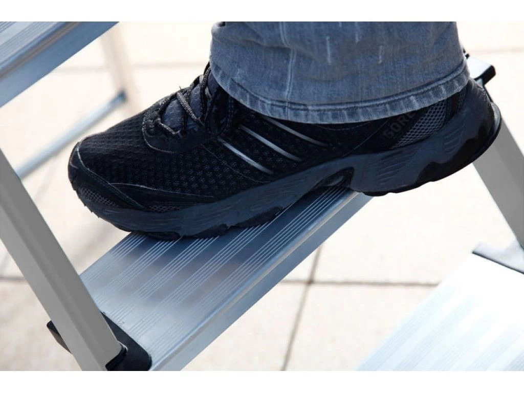 Стремянка алюминиевая Krause Secury MultiGrip 5 ступеней (арт. 126535) от магазина ЛесКонПром.ру