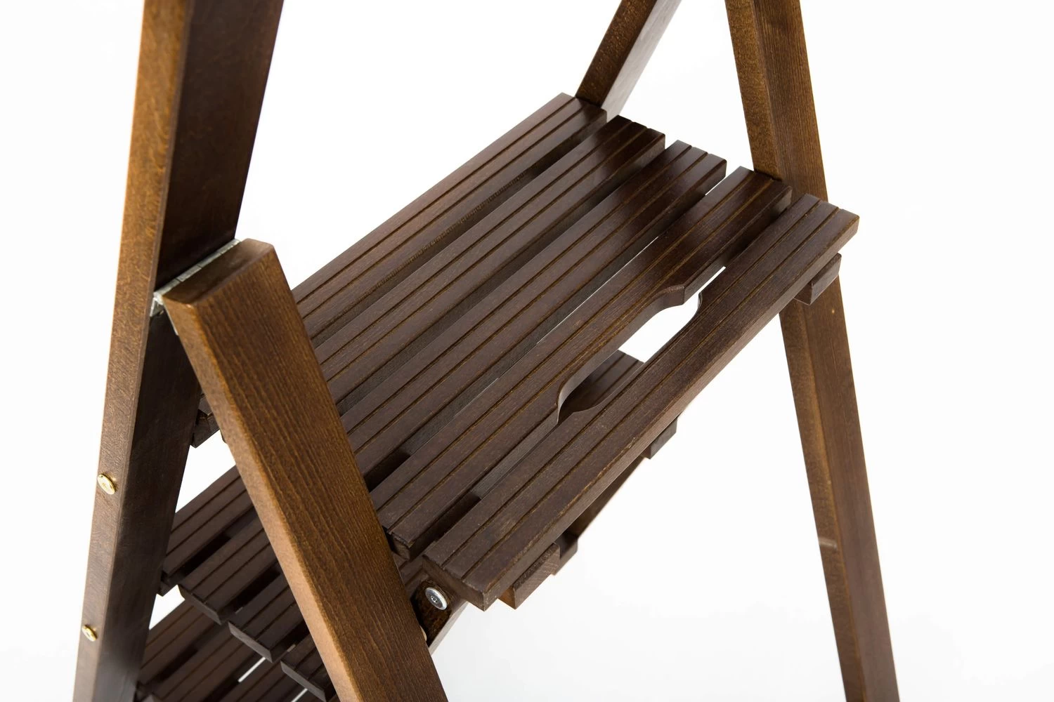 Стремянка деревянная с широкими ступенями Hoz-Block Микки 4 ступени Черная (арт. СДМ-4Ч) от магазина ЛесКонПром.ру