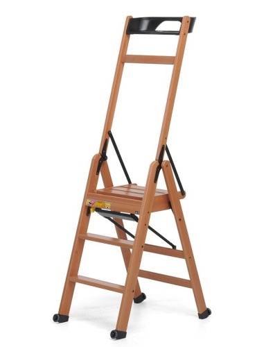 Стремянка Foppapedretti LaScala 3 ступени Орех от магазина ЛесКонПром.ру