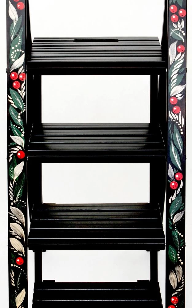 Стремянка деревянная с широкими ступенями Hoz-Block Микки 4 ступени Хохлома (арт. СДМ-4Х) от магазина ЛесКонПром.ру