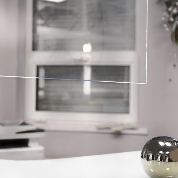 Оргстекло прозрачное гладкое 250х500х4 мм от магазина ЛесКонПром.ру