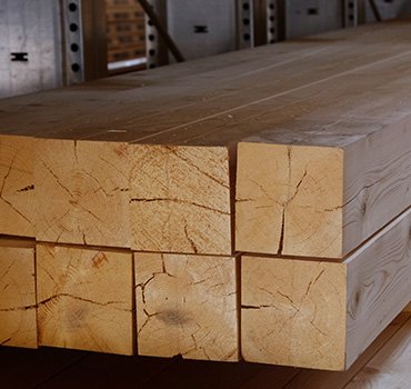 Строганный брус хвоя 190х190х6000 мм от магазина ЛесКонПром.ру