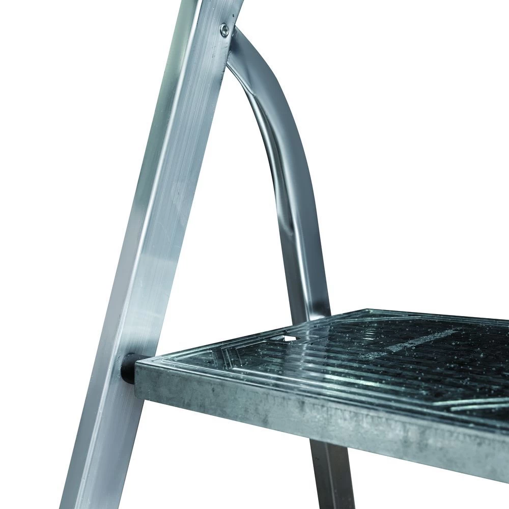 Стремянка алюминиевая с широкой ступенью и органайзером Новая Высота 6 ступеней (арт. 1118106) от магазина ЛесКонПром.ру