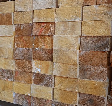 Строганная доска хвоя 50х100х3000 мм от магазина ЛесКонПром.ру