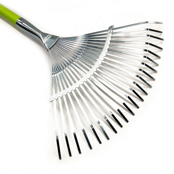 Грабли веерные TRAVENA 43 см фиберглассовый черенок от магазина ЛесКонПром.ру