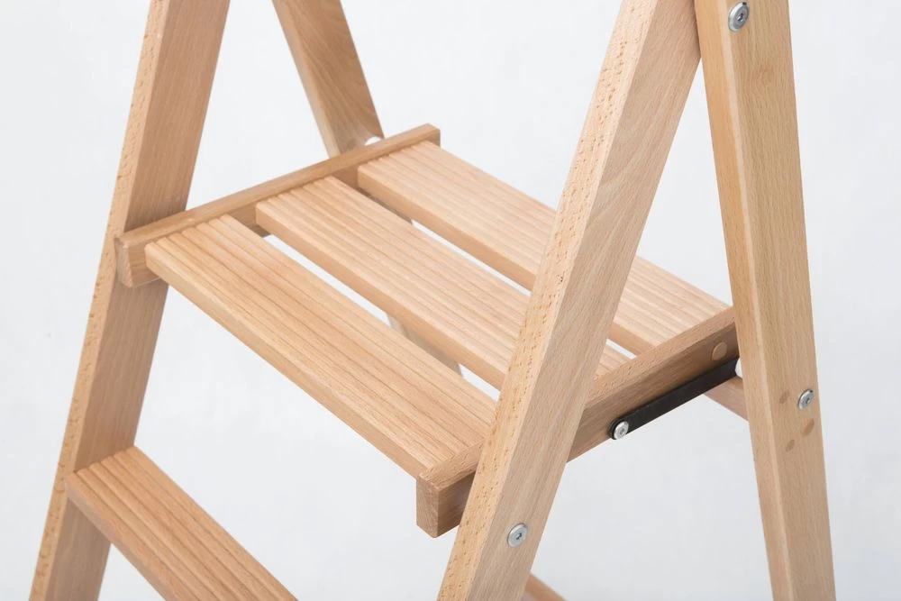 Стремянка деревянная Hoz-Block Батя 5 ступени Светлая (арт. СДБ-5С) от магазина ЛесКонПром.ру