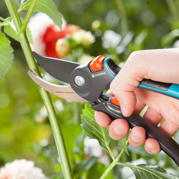 Секатор Gardena Comfort от магазина ЛесКонПром.ру