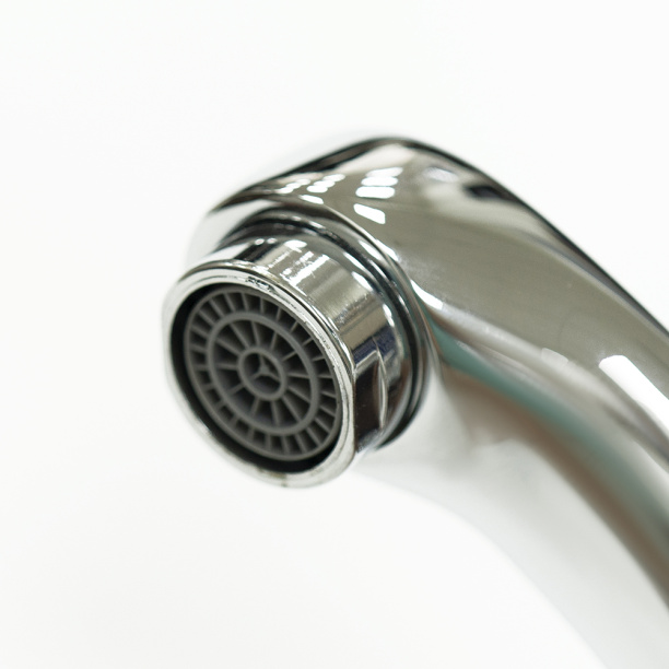 Смеситель для раковины Roegen белый от магазина ЛесКонПром.ру