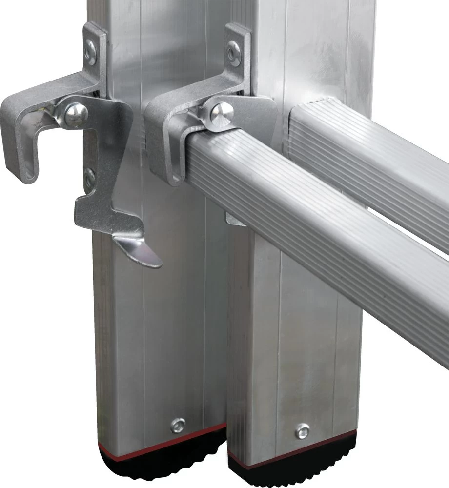 Лестница алюминиевая трехсекционная профессиональная Новая Высота 3x8 арт. 3230308 от магазина ЛесКонПром.ру