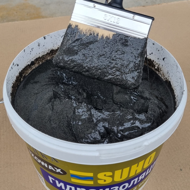 Мастика битумная SUHO IZOWAX гидроизоляционная 10 кг от магазина ЛесКонПром.ру