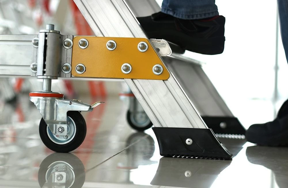 Алюминиевая промышленная платформа 4 ступени CAGSAN односторонняя (арт.EP3) от магазина ЛесКонПром.ру