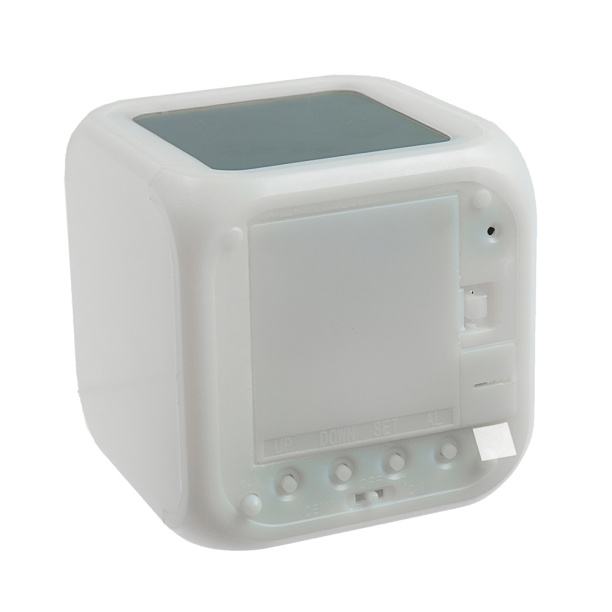 Часы-будильник LuazON 80х80 мм белые от магазина ЛесКонПром.ру