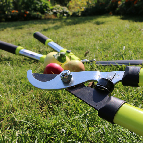 Сучкорез TRAVENA с металлическими рукоятками от магазина ЛесКонПром.ру