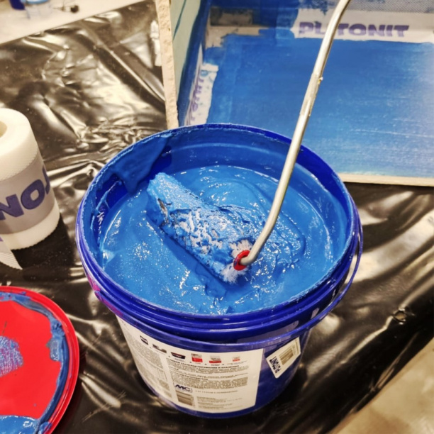 Гидроизоляция обмазочная полимерная PLITONIT Гидроэласт 4 кг от магазина ЛесКонПром.ру