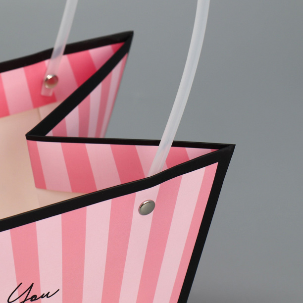 Сумка для цветов Нежность 20х12х20 см розовая от магазина ЛесКонПром.ру