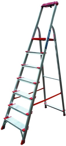 Стремянка алюминиевая профессиональная с широкими ступенями и органайзером Новая Высота 7 ступеней (арт. 3118107) от магазина ЛесКонПром.ру