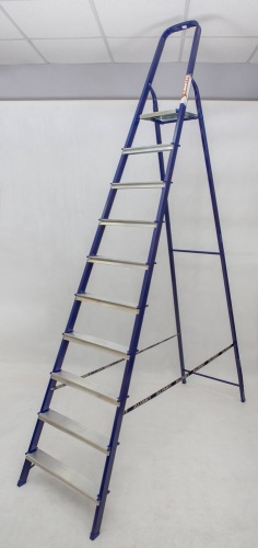 Стремянка стальная окрашенная с алюминиевыми ступенями АЛЮМЕТ 10 ступеней (арт. М8410) от магазина ЛесКонПром.ру