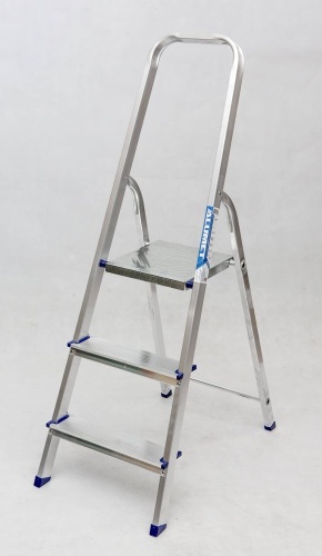 Стремянка алюминиевая Алюмет 3 ступени (арт. AM703) от магазина ЛесКонПром.ру