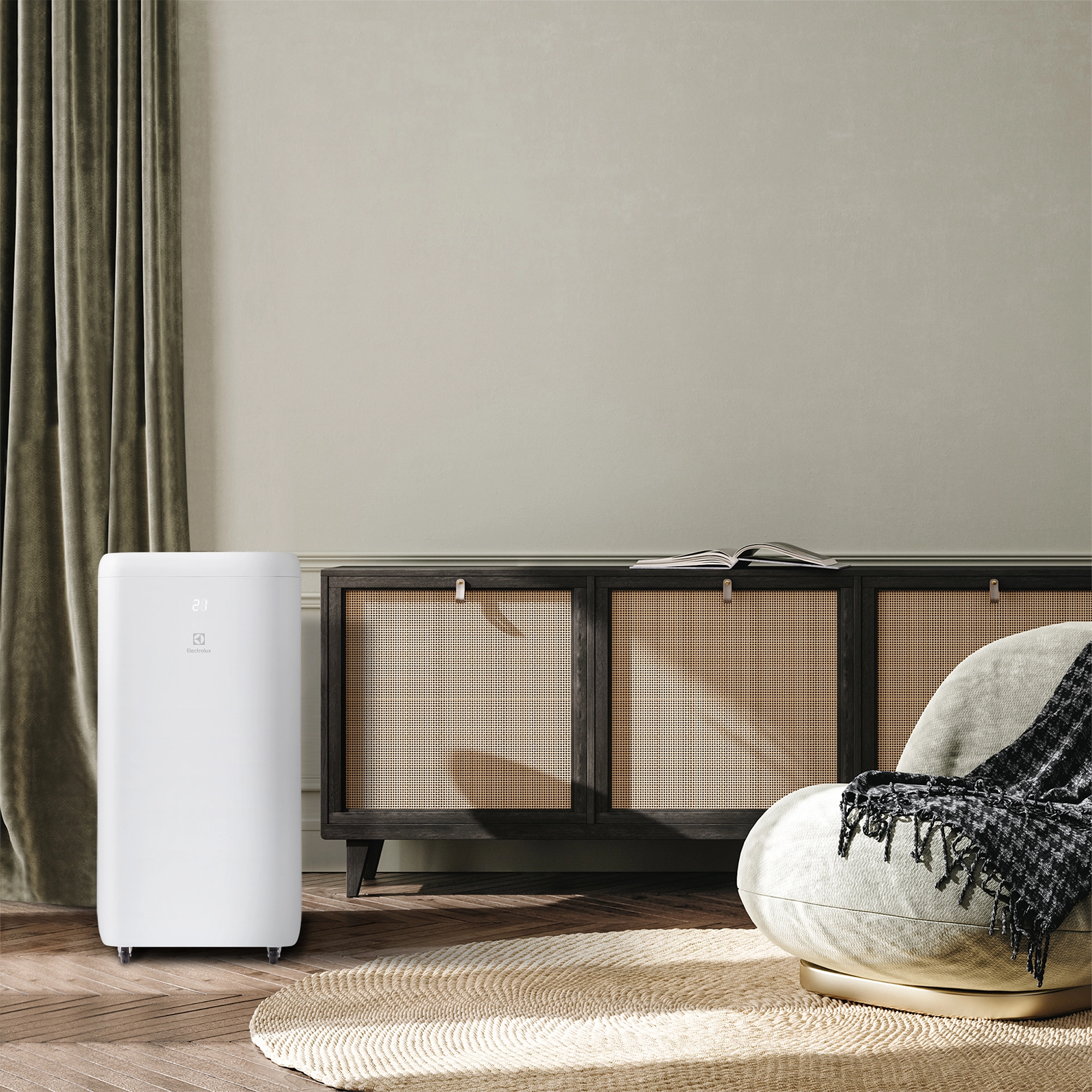 Кондиционер мобильный ELECTROLUX EACM-09 XN/N6 от магазина ЛесКонПром.ру