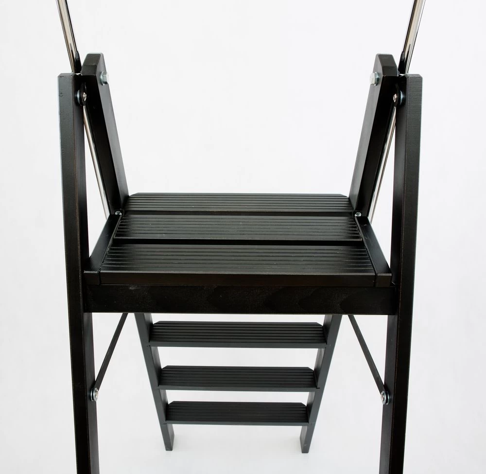 Стремянка деревянная Hoz-Block Серж 4 ступени Черная (арт. СДР-4Ч) от магазина ЛесКонПром.ру