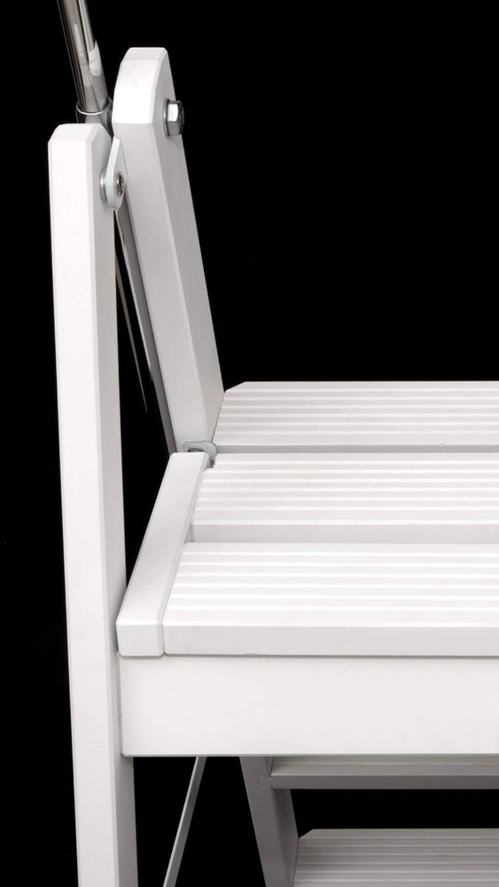 Стремянка деревянная Hoz-Block Серж 4 ступени Белая (арт. СДР-4Б) от магазина ЛесКонПром.ру