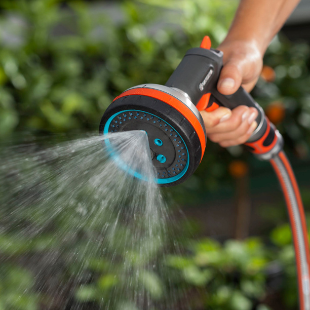 Пистолет для полива многофункциональный Premium Gardena от магазина ЛесКонПром.ру