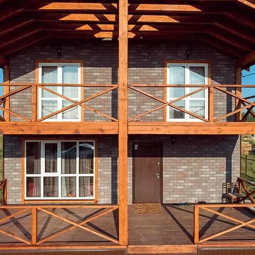 Фасадная плитка ТЕХНОНИКОЛЬ Hauberk Мраморный Кирпич от магазина ЛесКонПром.ру