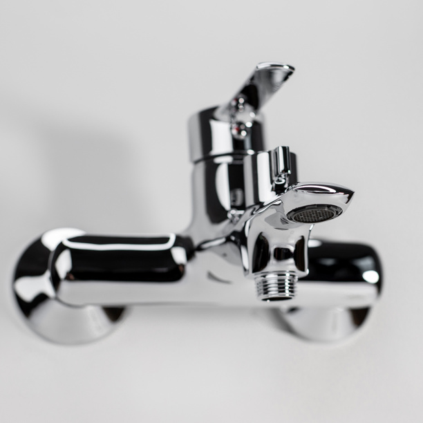 Смеситель для ванны Esko Sorrento от магазина ЛесКонПром.ру