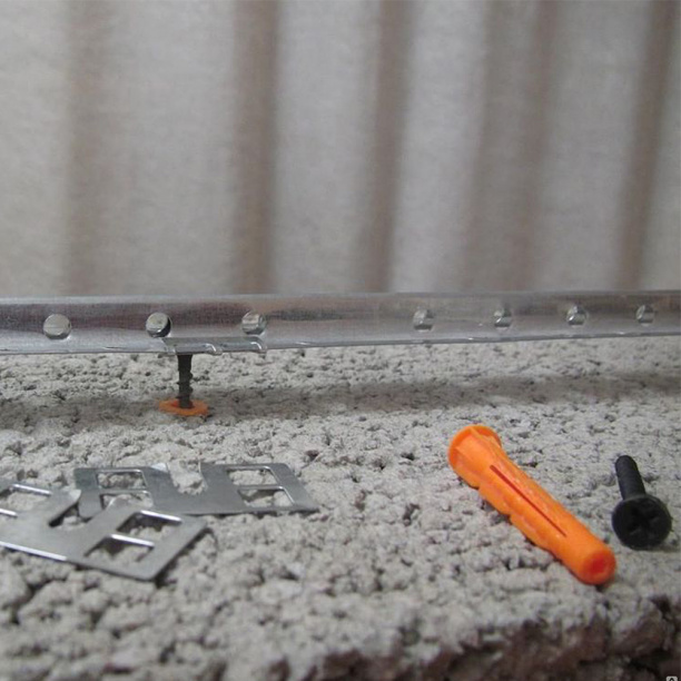 Крепления для маяков в упаковке 50 шт от магазина ЛесКонПром.ру