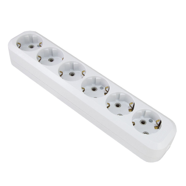 Колодка TDM ELECTRIC 6 гнезд с заземлением от магазина ЛесКонПром.ру