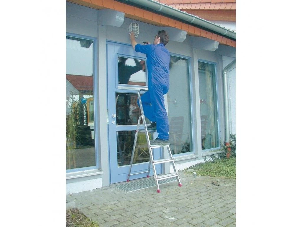 Стремянка алюминиевая Krause Corda 8 ступеней (арт. 000767) от магазина ЛесКонПром.ру