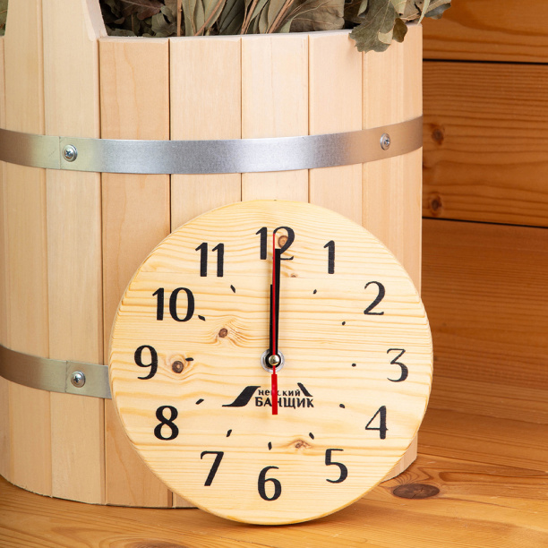 Часы для предбанника Невский банщик от магазина ЛесКонПром.ру