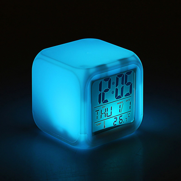 Часы-будильник LuazON 80х80 мм белые от магазина ЛесКонПром.ру