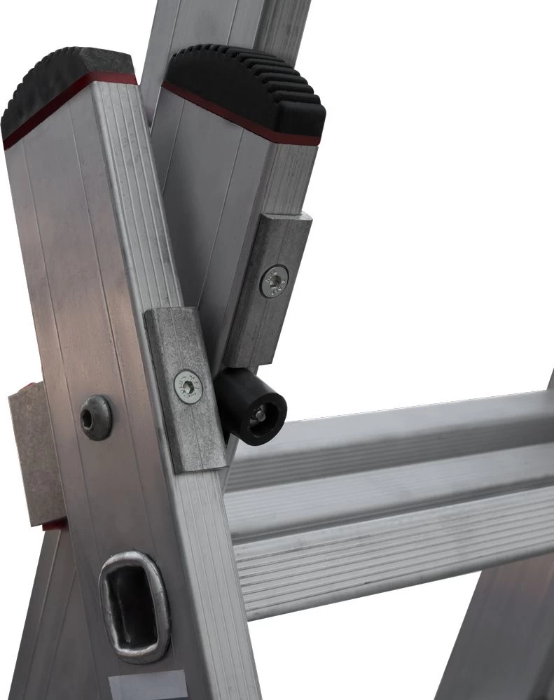 Лестница алюминиевая трехсекционная индустриальнаяНовая Высота 3x6 арт. 5230306 от магазина ЛесКонПром.ру