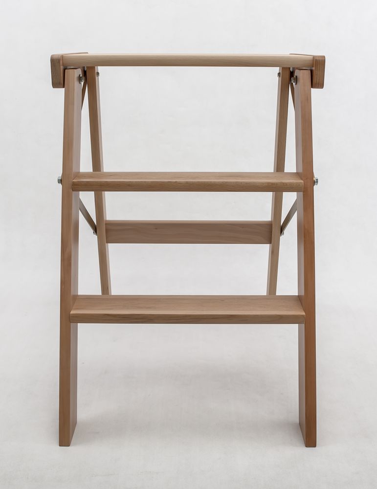 Стремянка-табурет деревянная Hoz-Block Джексон 3 ступени Светлая (арт. СДТД-3С) от магазина ЛесКонПром.ру