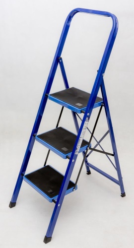 Стремянка стальная с  широкой ступенью АЛЮМЕТ 3 ступени  (арт. MK803C) от магазина ЛесКонПром.ру