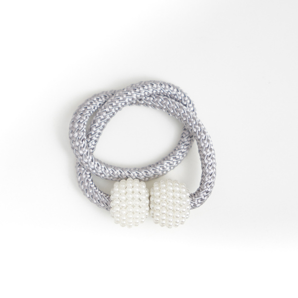 Подхват магнитный Ягодки серый от магазина ЛесКонПром.ру