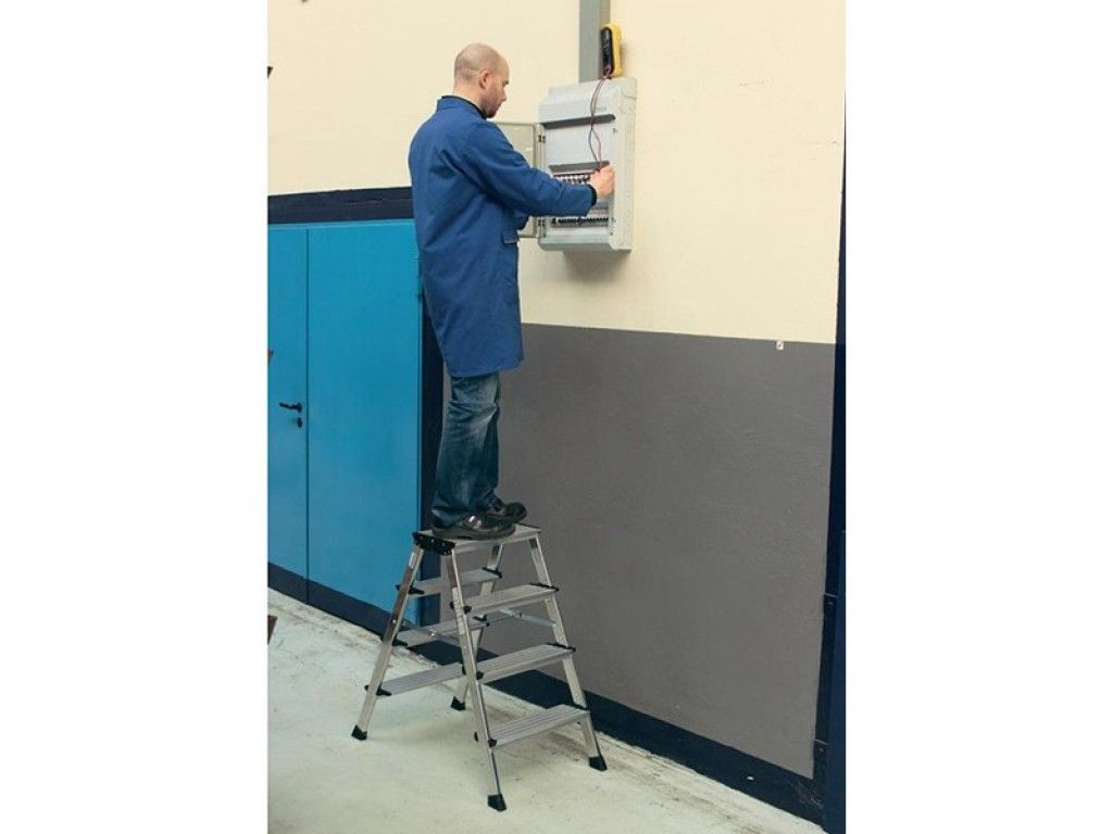 Стремянка алюминиевая двухсторонняя Krause Treppo 2х3 ступени (арт.126030) от магазина ЛесКонПром.ру