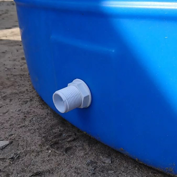 Врезка в бочку ВР 1/2" пластик от магазина ЛесКонПром.ру