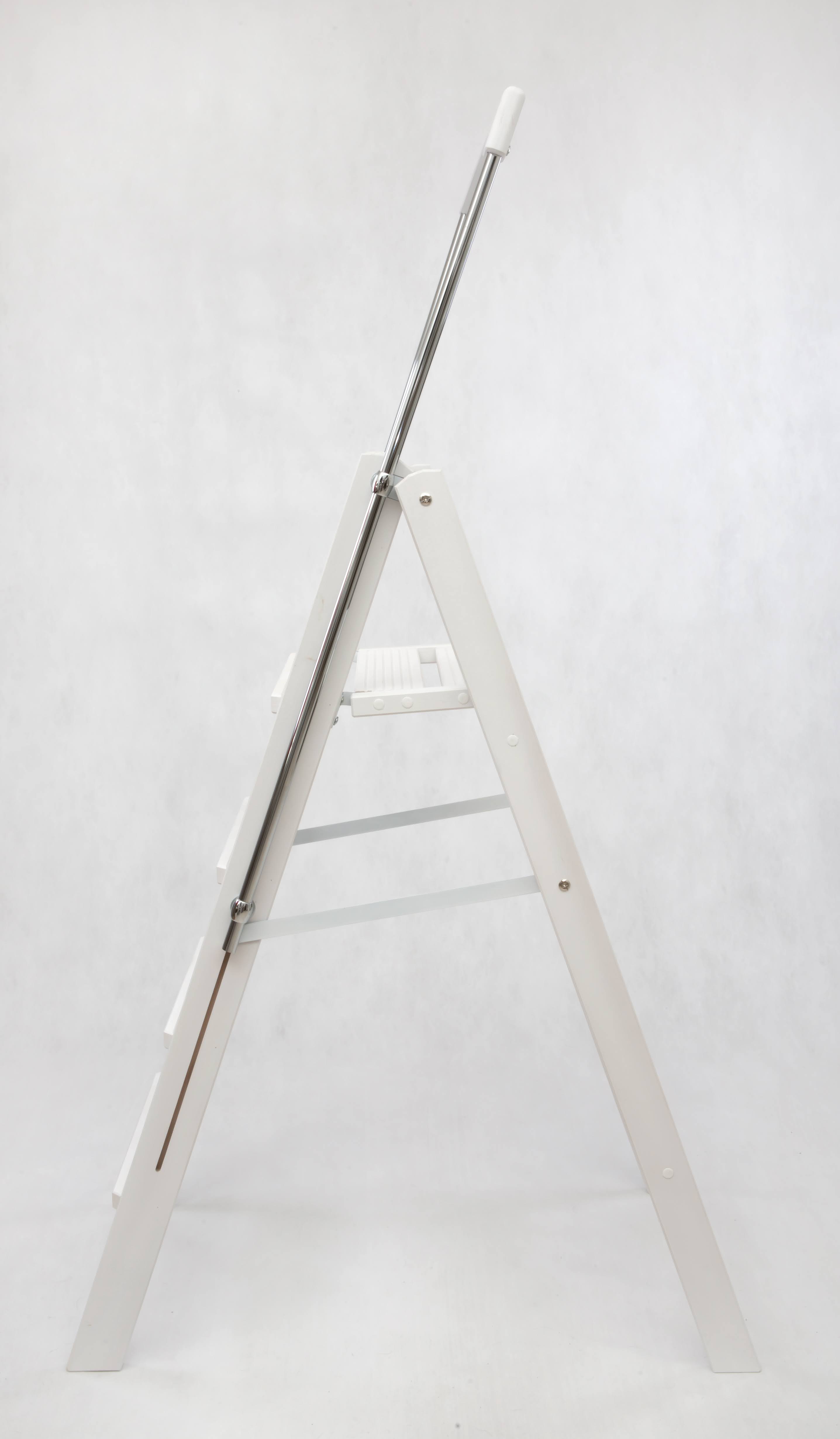 Стремянка деревянная Hoz-Block Серж 4 ступени Белая (арт. СДР-4Б) от магазина ЛесКонПром.ру